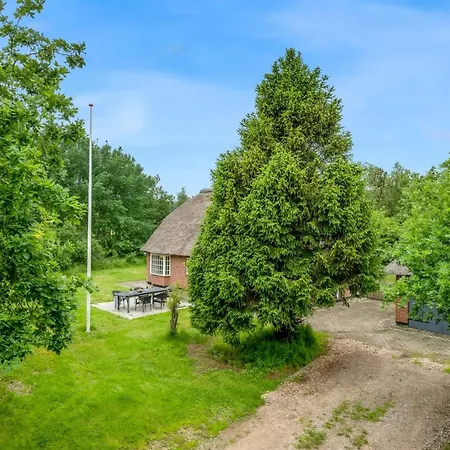 Prázdninový dům Thoren - 2km From The Sea By Interhome