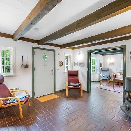 Thoren - 2km From The Sea By Interhome