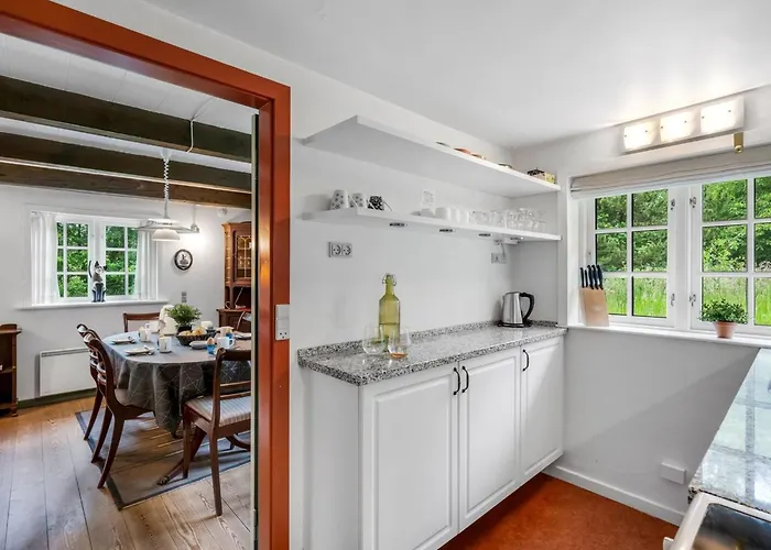 Thoren - 2km From The Sea By Interhome *